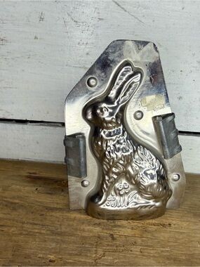 Antique Easter Bunny Chocolate Mold Vintage Double Clamp Hinged Metal